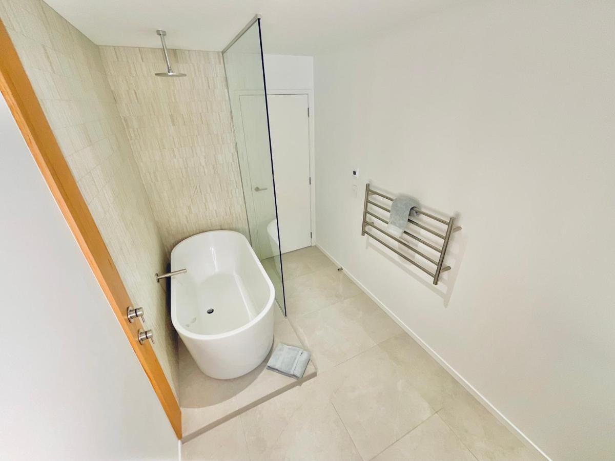 Villa Deluxe Downtown Mount Maunganui Extérieur photo